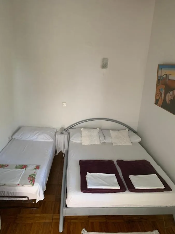 Apartments Peace&Love 0*, Baska (Krk)