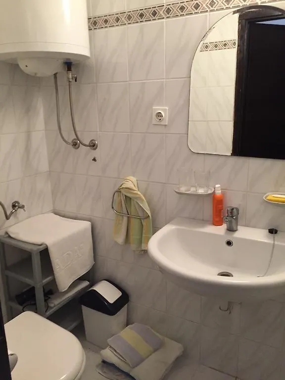 Apartments Peace&Love 0*, Baska (Krk) Croatia